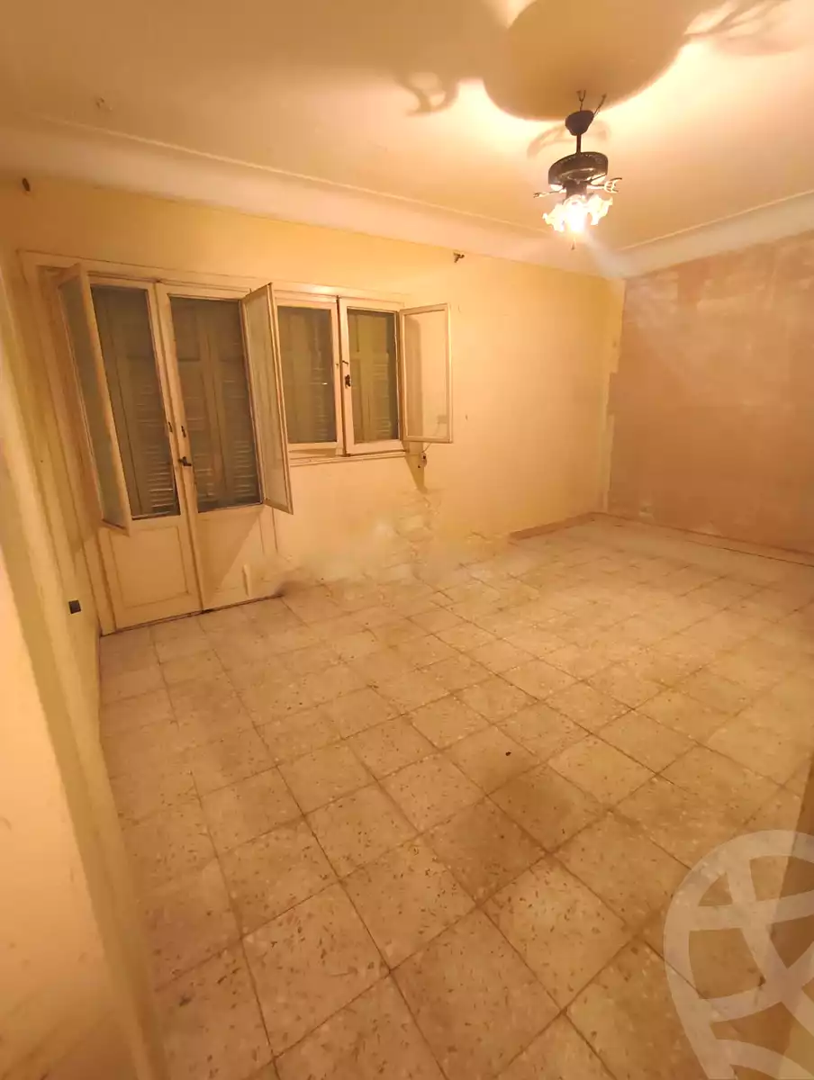 https://aqarmap.com.eg/ar/listing/7062682-for-sale-alexandria-al-agamy-lbytsh-shahr-al-assal-st