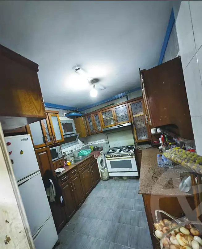https://aqarmap.com.eg/ar/listing/7062708-for-sale-cairo-helwan-helwan-el-sharkeya-borhan-st