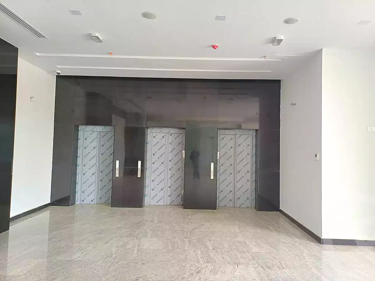 https://aqarmap.com.eg/ar/listing/7063031-for-rent-cairo-el-sheikh-zayed-city-compounds-sntrw-zyd-mwl