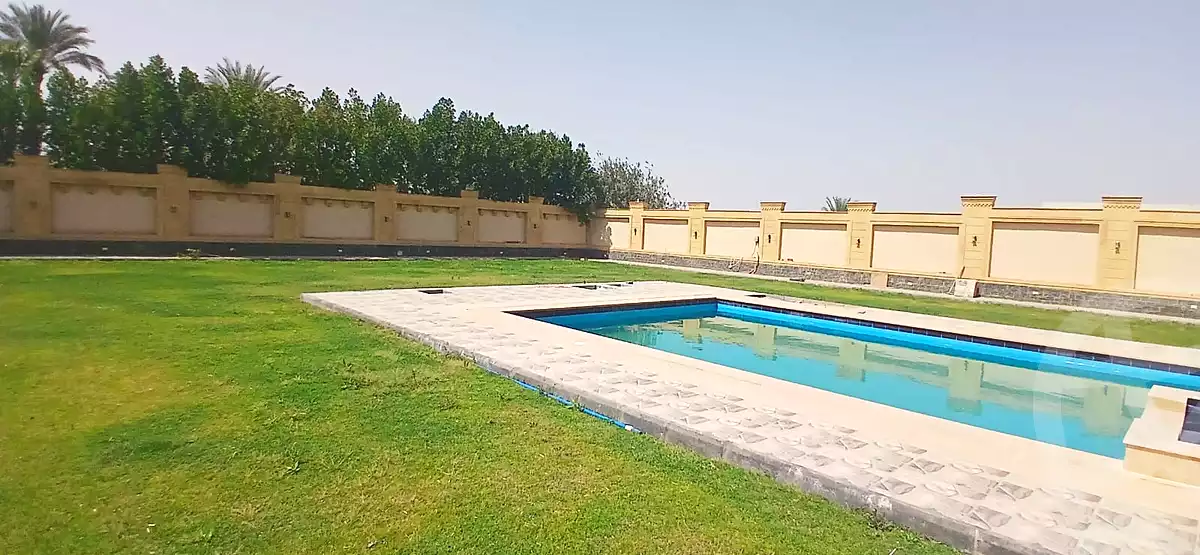 https://aqarmap.com.eg/ar/listing/7051714-for-sale-cairo-el-sheikh-zayed-city-compounds-ofok-1
