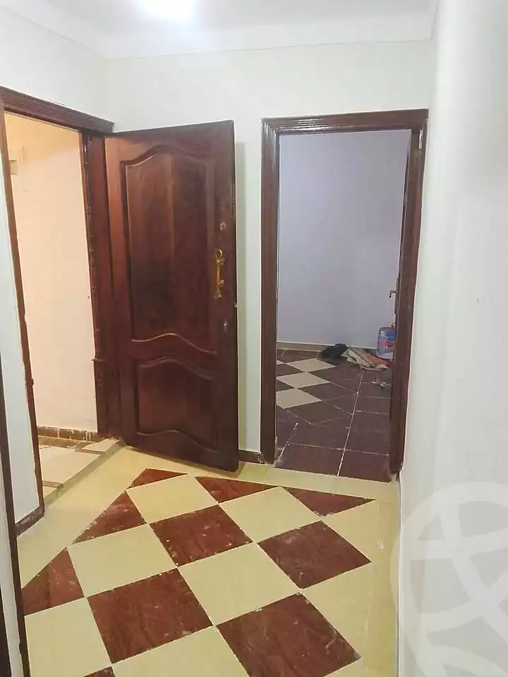 https://aqarmap.com.eg/ar/listing/7063745-for-sale-alexandria-el-asafra-l-sfr-qbly-el-maahad-el-dini-st