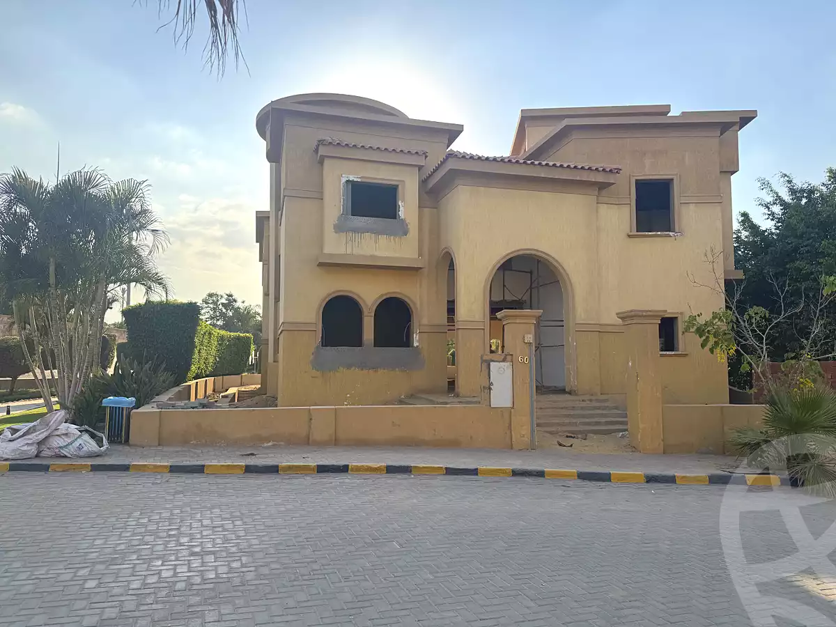 https://aqarmap.com.eg/en/listing/7063911-for-sale-cairo-new-cairo-compounds-la-terra