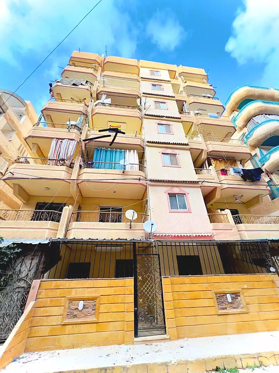 https://aqarmap.com.eg/ar/listing/7063927-for-sale-alexandria-al-agamy-shataa-el-nakheel