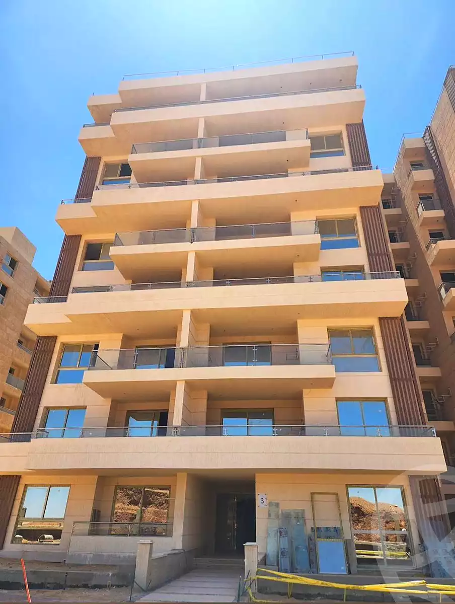 https://aqarmap.com.eg/ar/listing/7063964-for-sale-cairo-new-administrative-capital-r8-tj-msr