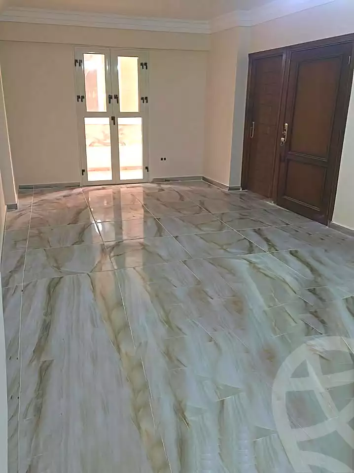 https://aqarmap.com.eg/ar/listing/7063974-for-sale-alexandria-moharram-bey-ali-al-askandarani-st