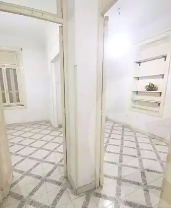 https://aqarmap.com.eg/ar/listing/7064020-for-sale-alexandria-cleopatra