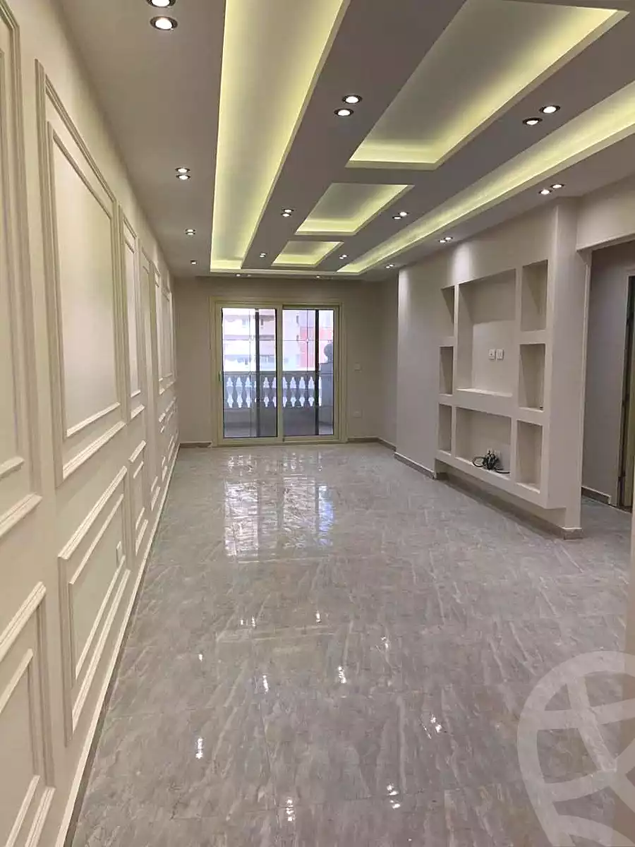 https://aqarmap.com.eg/ar/listing/7064087-for-sale-alexandria-new-miami-compounds-new-miami