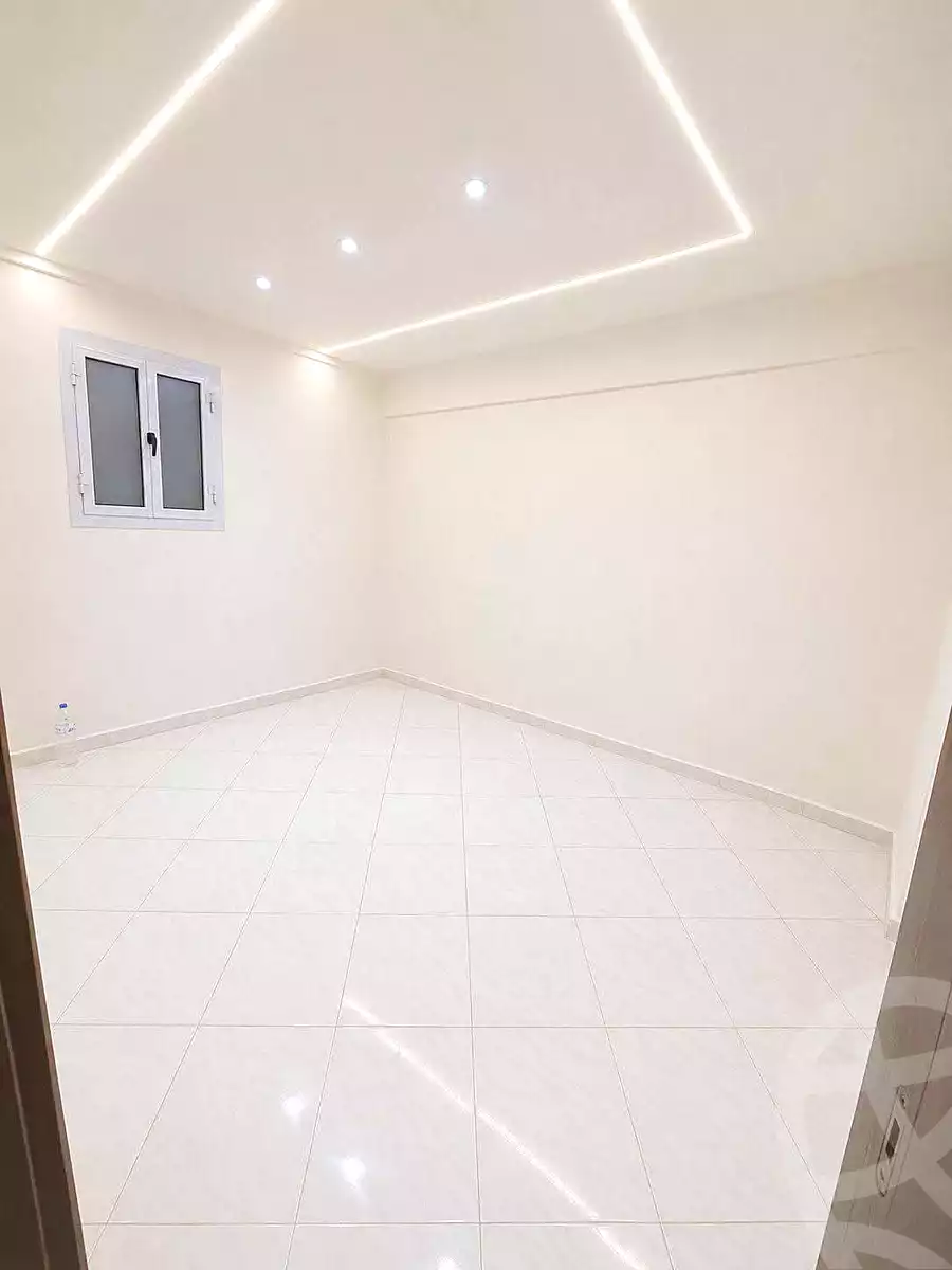 https://aqarmap.com.eg/ar/listing/7064328-for-sale-alexandria-lsywf-el-falki