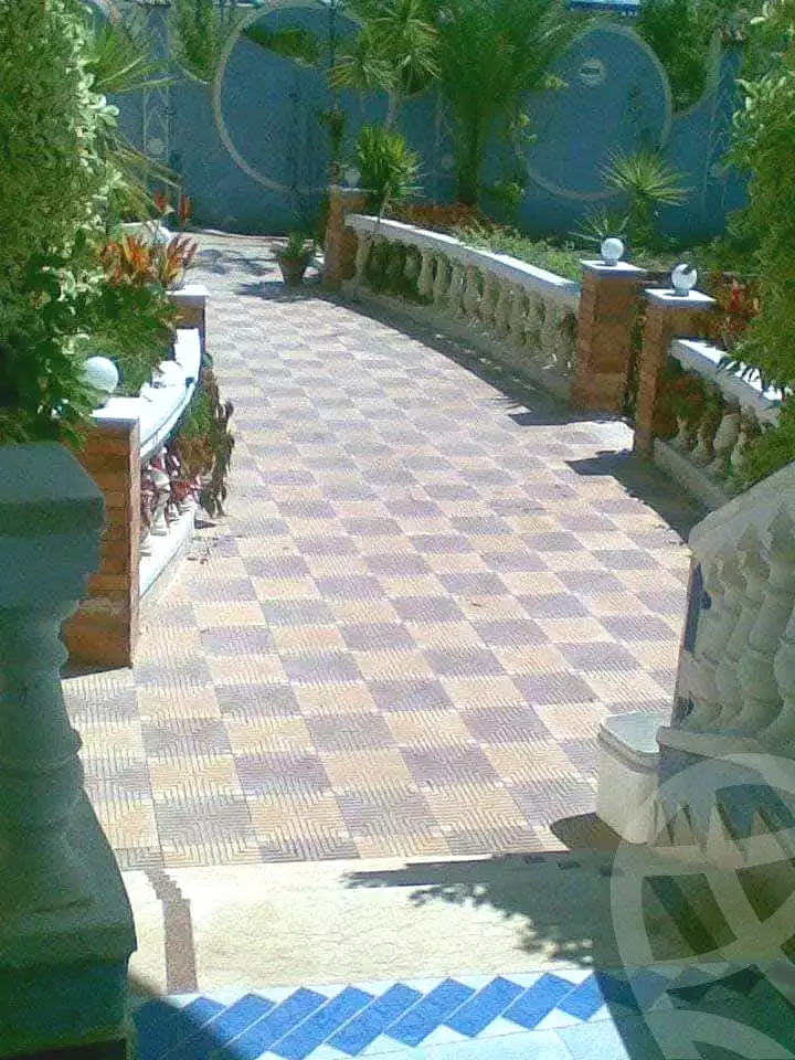 https://aqarmap.com.eg/ar/listing/7064548-for-sale-alexandria-abu-talat