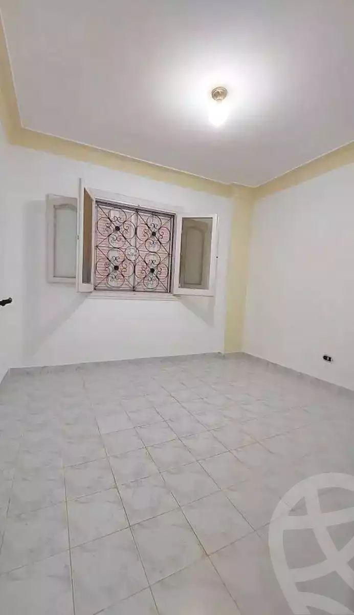 https://aqarmap.com.eg/en/listing/7064745-for-sale-alexandria-al-agamy-shataa-el-nakheel