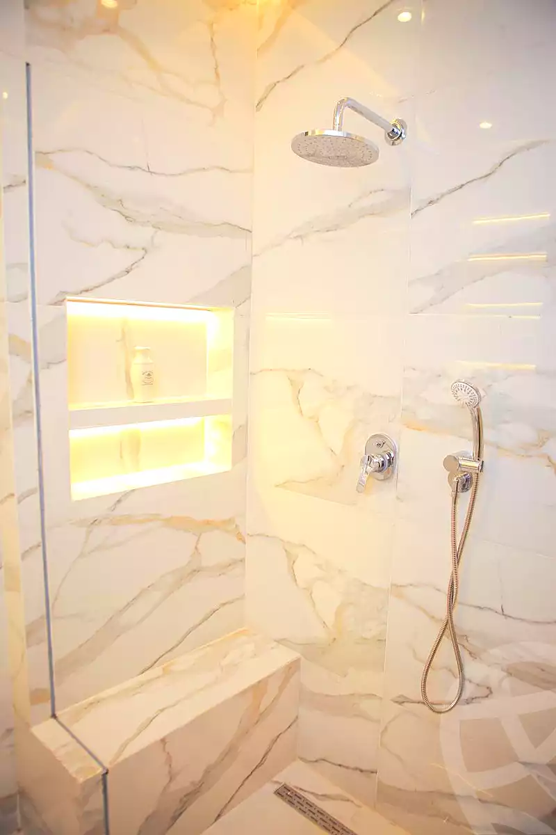 https://aqarmap.com.eg/en/listing/7064769-for-sale-sharqia-zagazig-zagazig-city-tolba-awaida-st