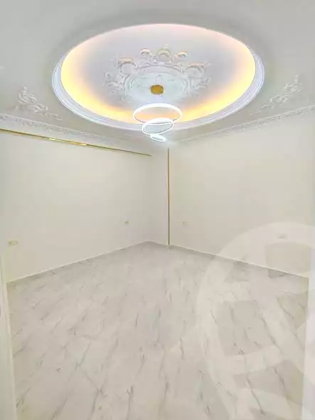 https://aqarmap.com.eg/ar/listing/7064843-for-sale-alexandria-sydy-bshr-shr-mlk-hfny
