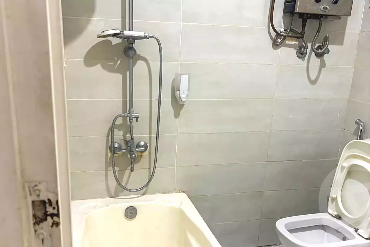 https://aqarmap.com.eg/ar/listing/7064966-for-rent-alexandria-ibrahimia-tanees-st