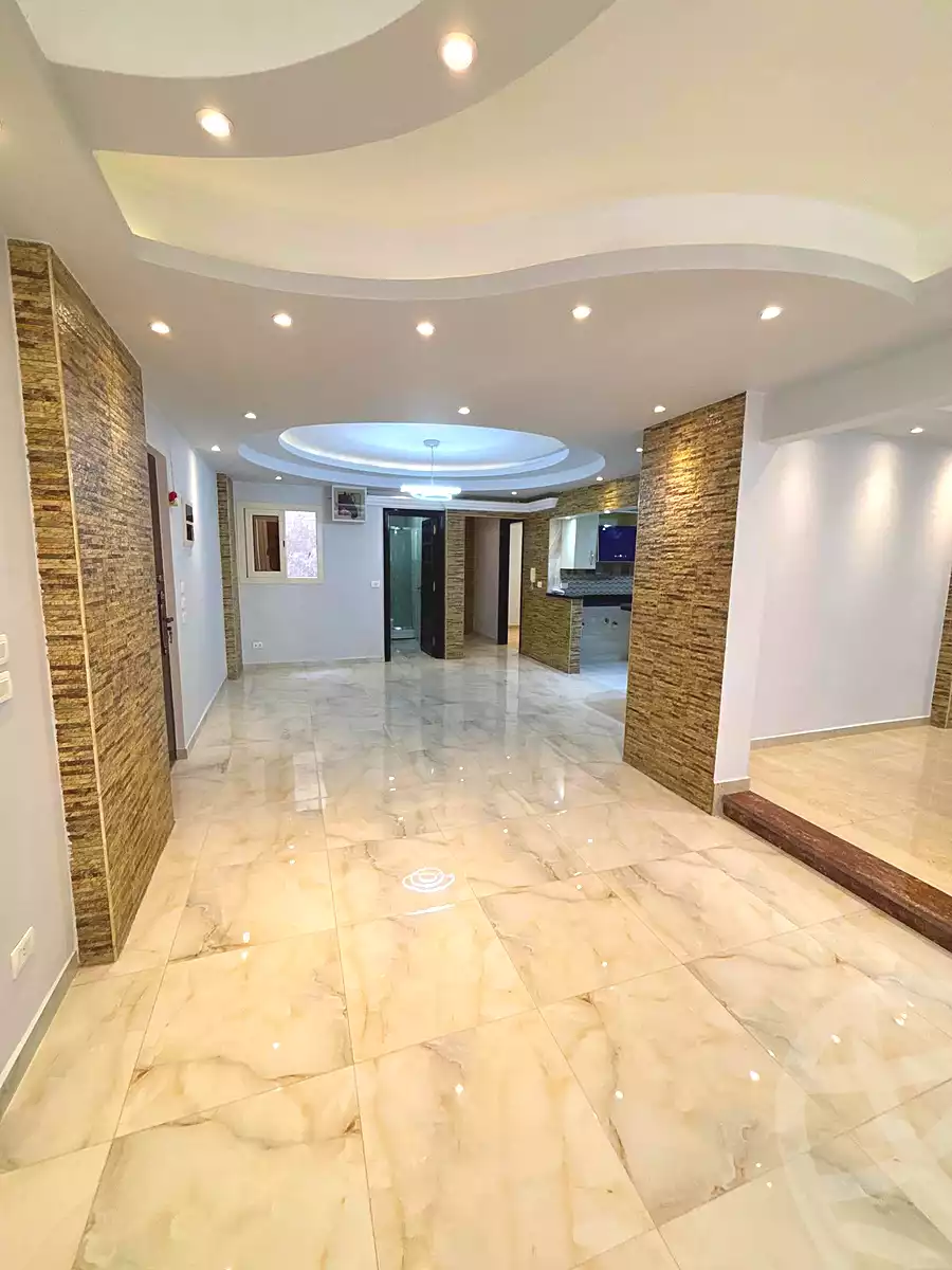 https://aqarmap.com.eg/ar/listing/7064999-for-sale-alexandria-miami-el-sebaey-st