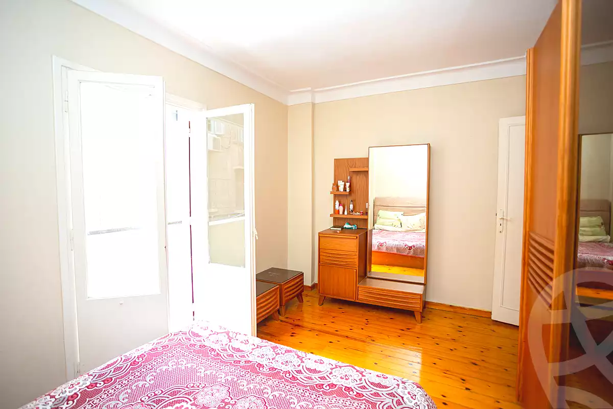 https://aqarmap.com.eg/en/listing/7065162-for-sale-alexandria-ganaklis-shr-bw-qyr-tryq-lhry