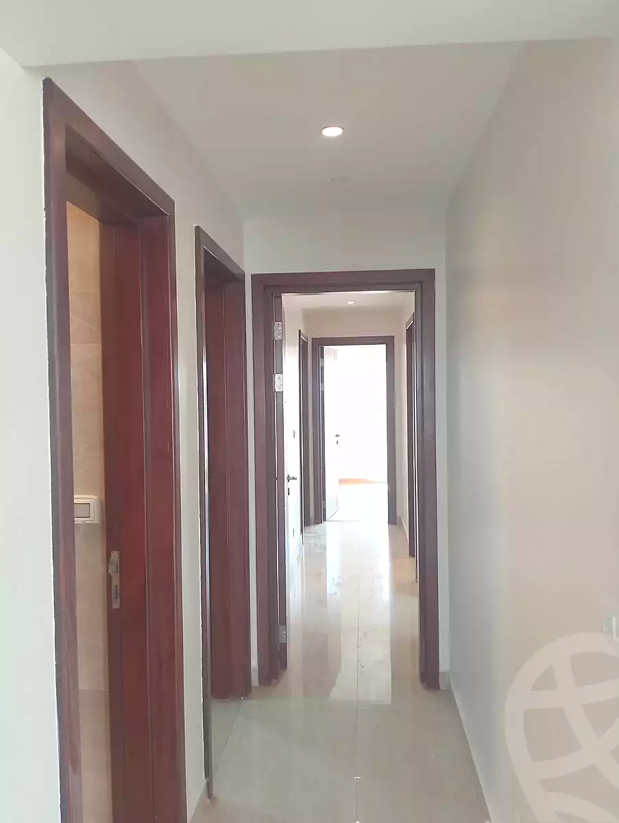 https://aqarmap.com.eg/ar/listing/7065300-for-rent-cairo-new-cairo-compounds-hyde-park-park-corner-hyde-park