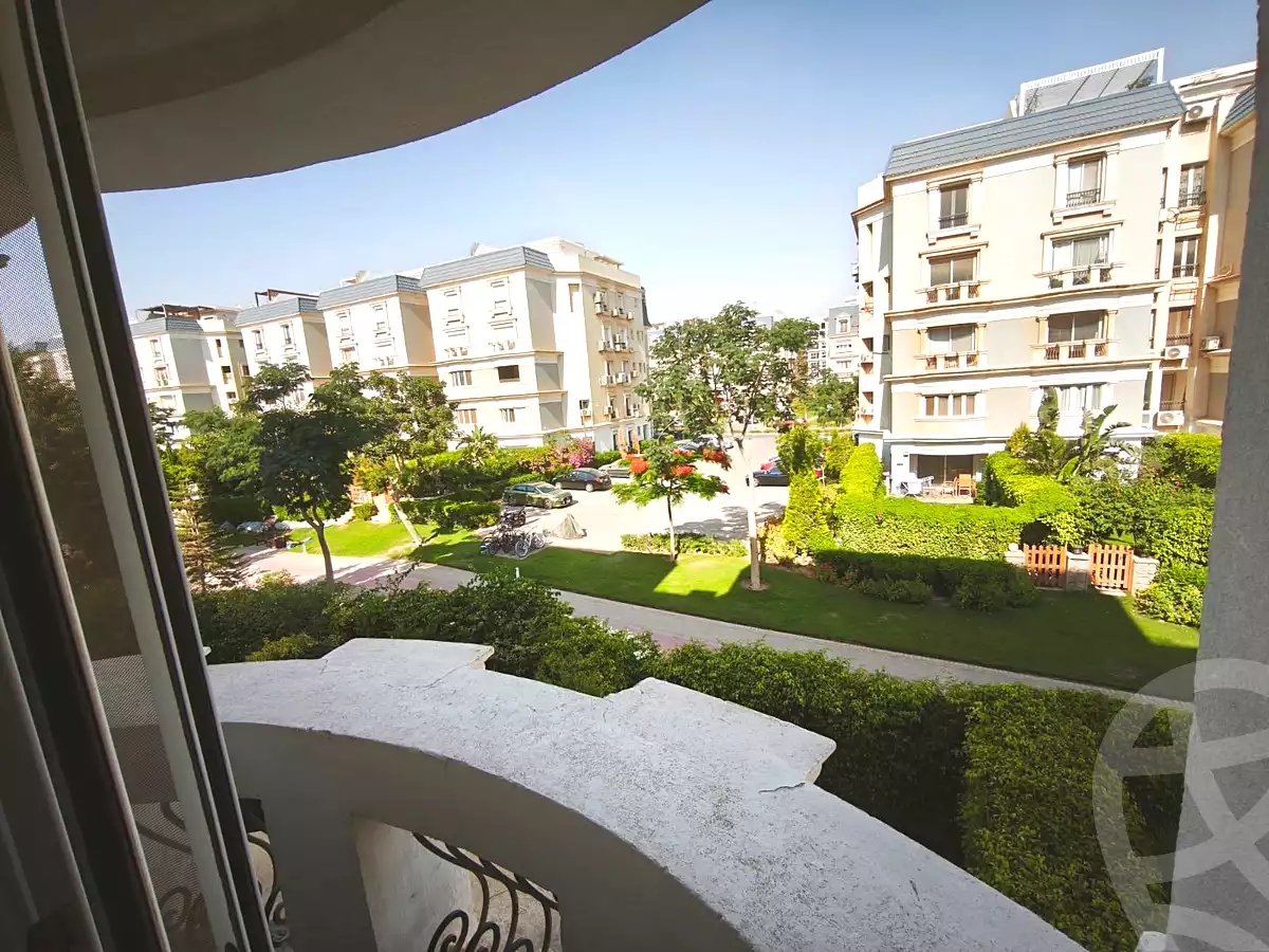 https://aqarmap.com.eg/ar/listing/7065409-for-rent-cairo-new-cairo-compounds-mountain-view-hyde-park