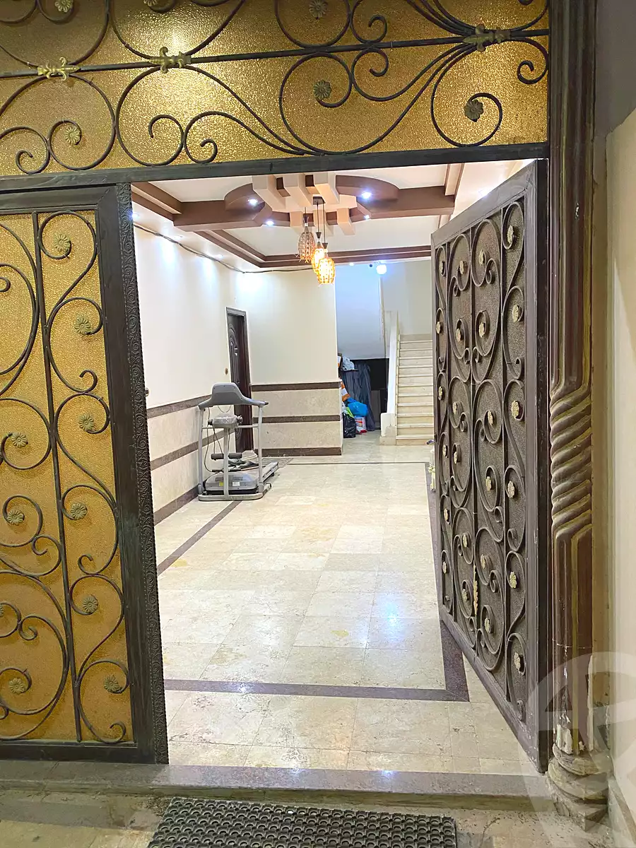 https://aqarmap.com.eg/ar/listing/7065257-for-sale-sharqia-10th-of-ramadan-al-hay-al-khames-wa-eshroon