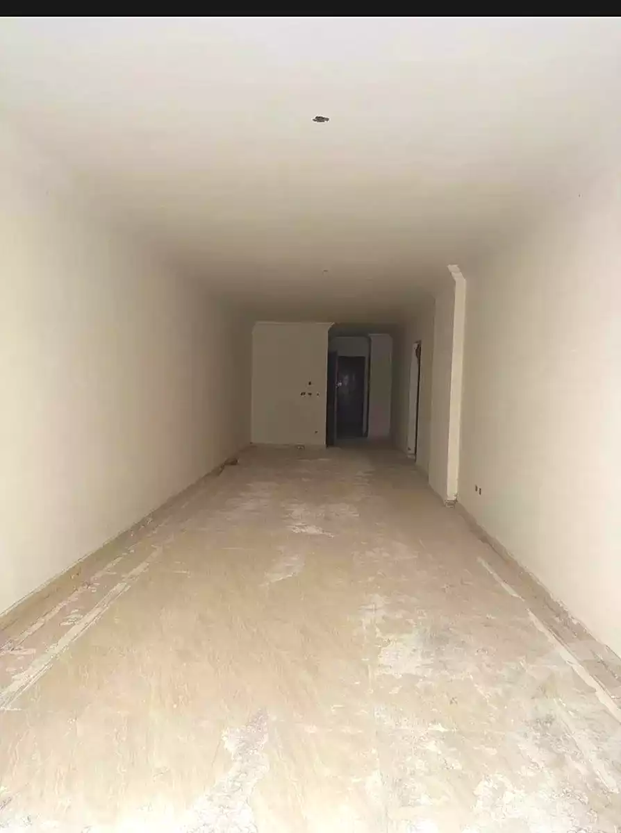 https://aqarmap.com.eg/ar/listing/7065646-for-sale-alexandria-lsywf-city-light-compound