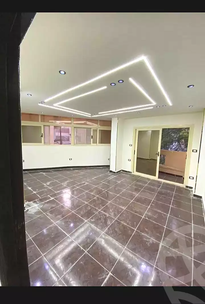 https://aqarmap.com.eg/ar/listing/7065950-for-sale-alexandria-al-agamy-lbytsh-shahr-al-assal-st