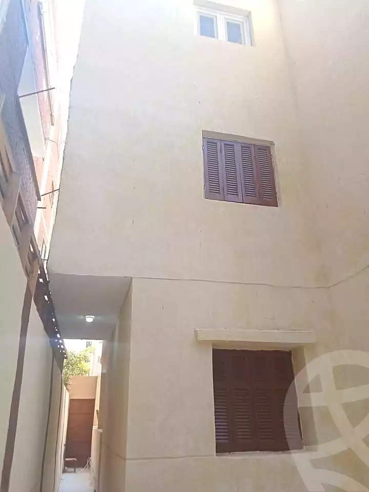 https://aqarmap.com.eg/ar/listing/7066293-for-sale-alexandria-al-agamy-lbytsh-shahr-al-assal-st