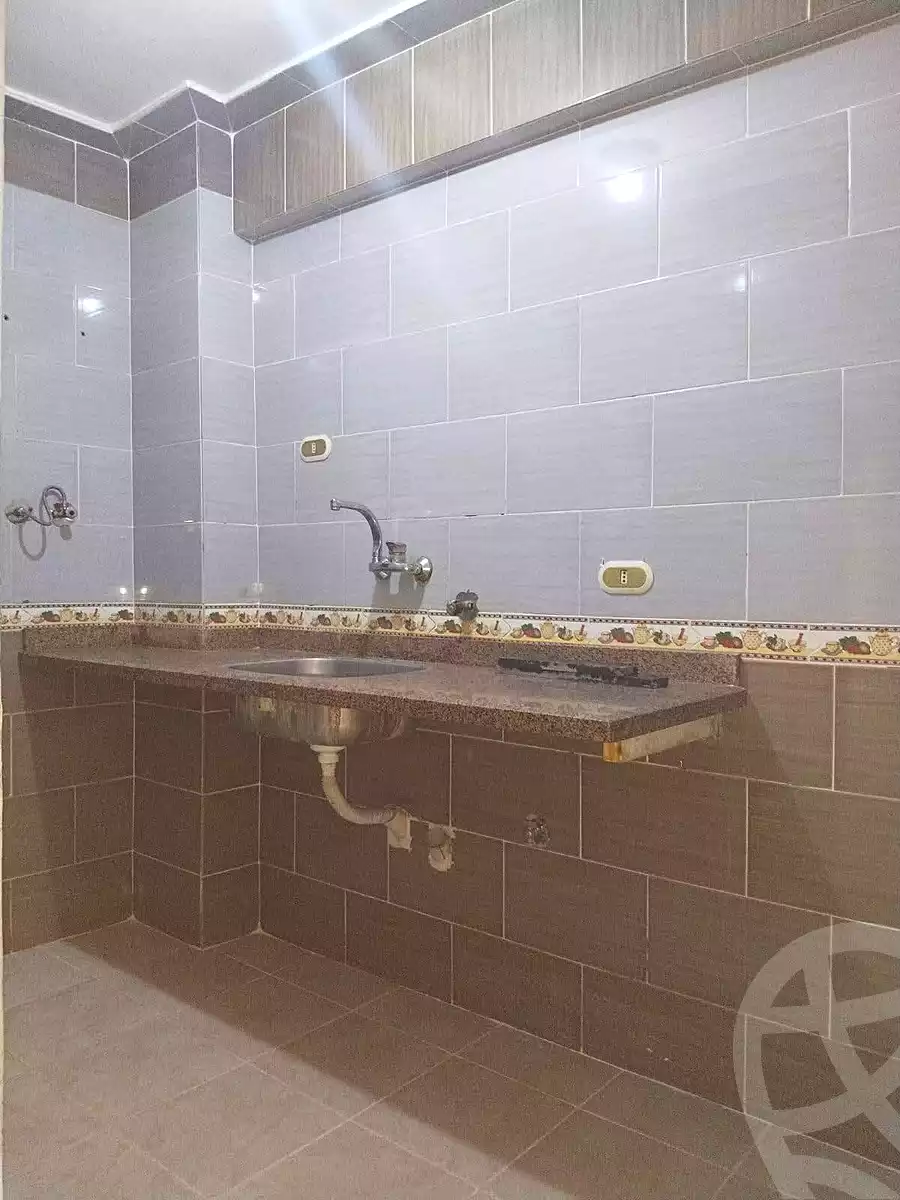 https://aqarmap.com.eg/ar/listing/7066543-for-rent-alexandria-sydy-bshr-sydy-bshr-bhry-gamal-abd-el-nasir-st