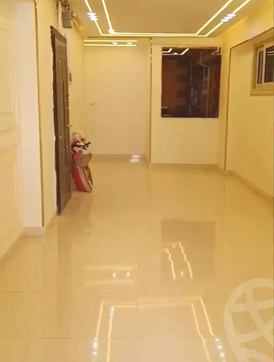 https://aqarmap.com.eg/ar/listing/7066700-for-sale-alexandria-sydy-bshr-sydy-bshr-bhry