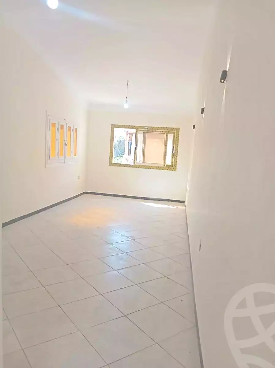https://aqarmap.com.eg/ar/listing/7066720-for-sale-alexandria-al-agamy-lbytsh-shahr-al-assal-st