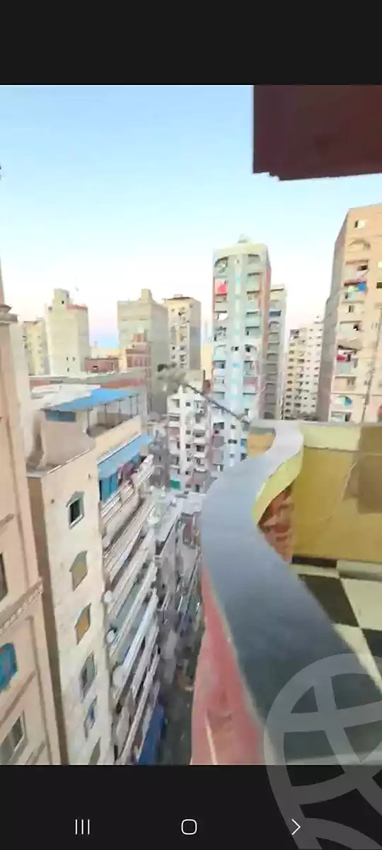https://aqarmap.com.eg/ar/listing/7066948-for-sale-alexandria-el-asafra-shr-45