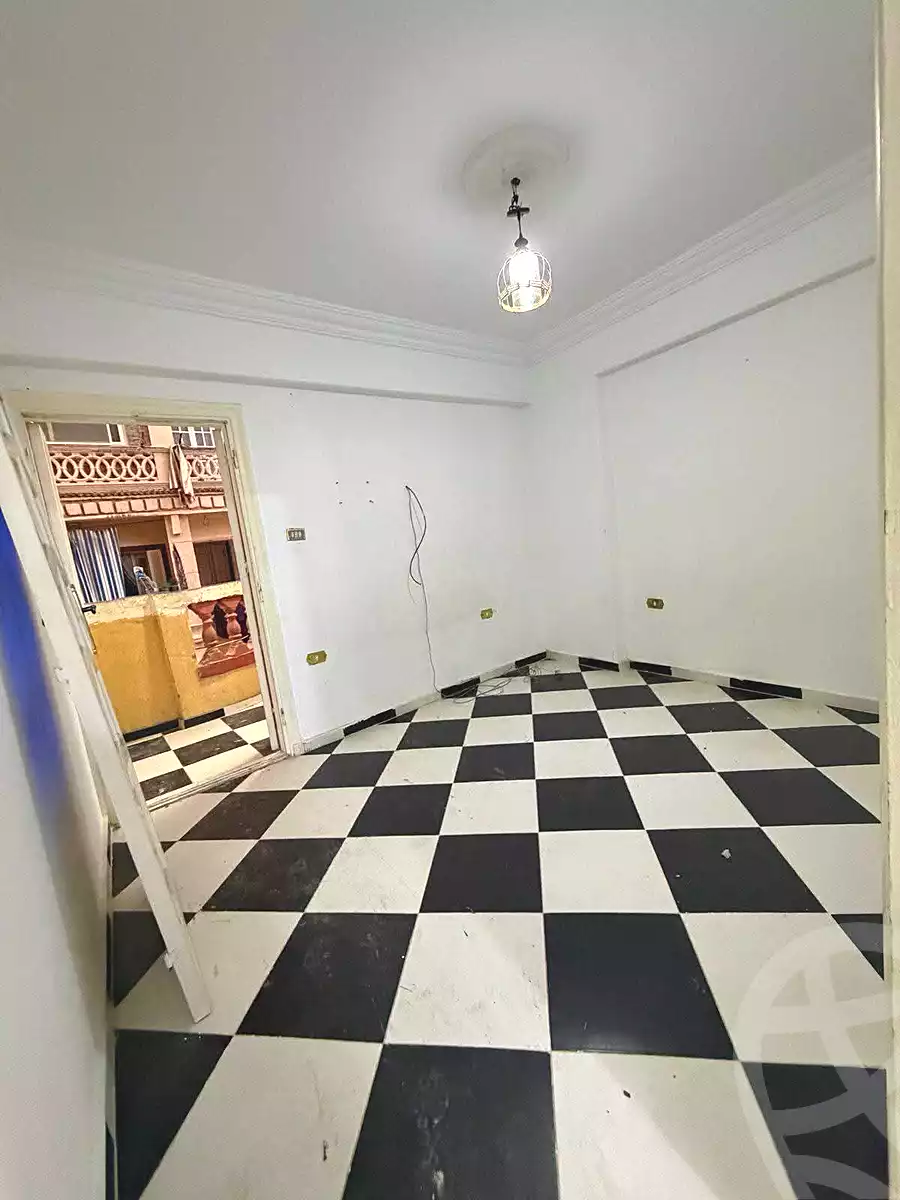 https://aqarmap.com.eg/ar/listing/7066948-for-sale-alexandria-el-asafra-shr-45
