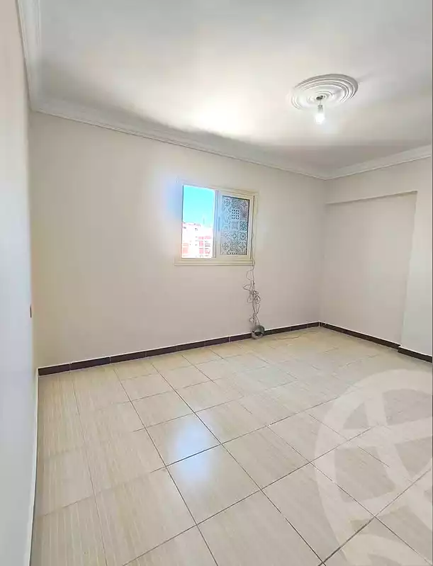 https://aqarmap.com.eg/en/listing/7067031-for-sale-alexandria-sydy-bshr-sydy-bshr-bhry-shr-khld-bn-lwlyd