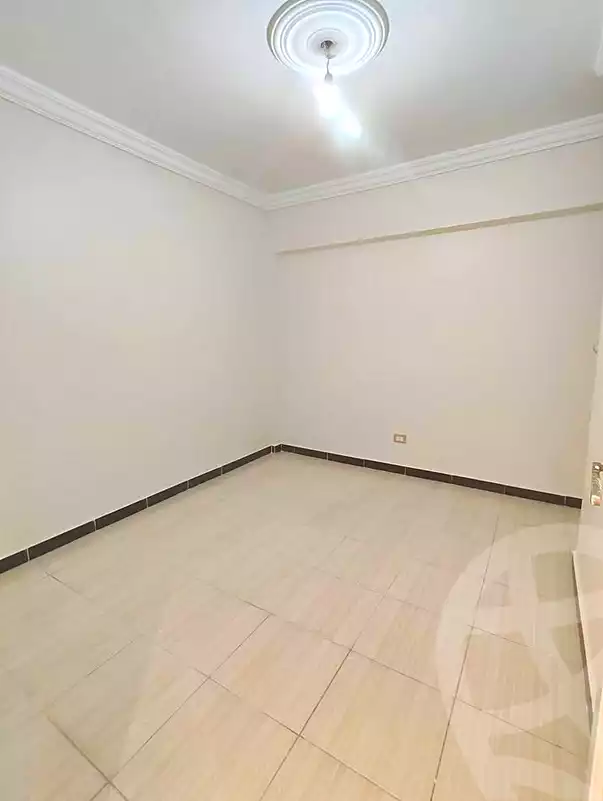 https://aqarmap.com.eg/en/listing/7067031-for-sale-alexandria-sydy-bshr-sydy-bshr-bhry-shr-khld-bn-lwlyd
