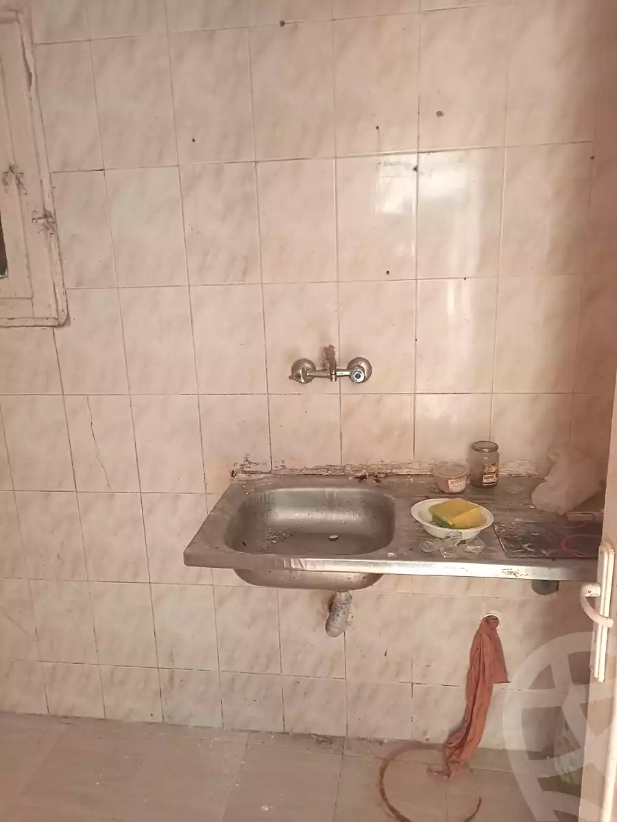 https://aqarmap.com.eg/ar/listing/7067125-for-rent-alexandria-al-agamy-lbytsh-bianchiii-street-11