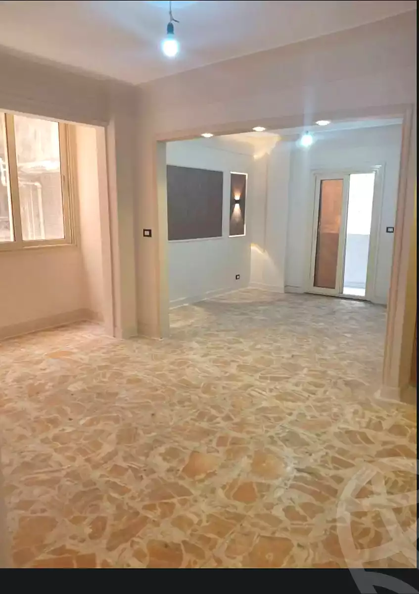 https://aqarmap.com.eg/ar/listing/7067136-for-sale-alexandria-sydy-bshr-sydy-bshr-bhry