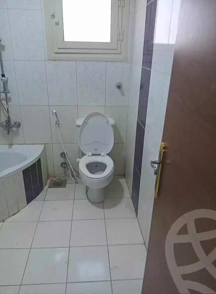 https://aqarmap.com.eg/ar/listing/7067189-for-sale-alexandria-el-mandara-shr-jml-bd-lnsr