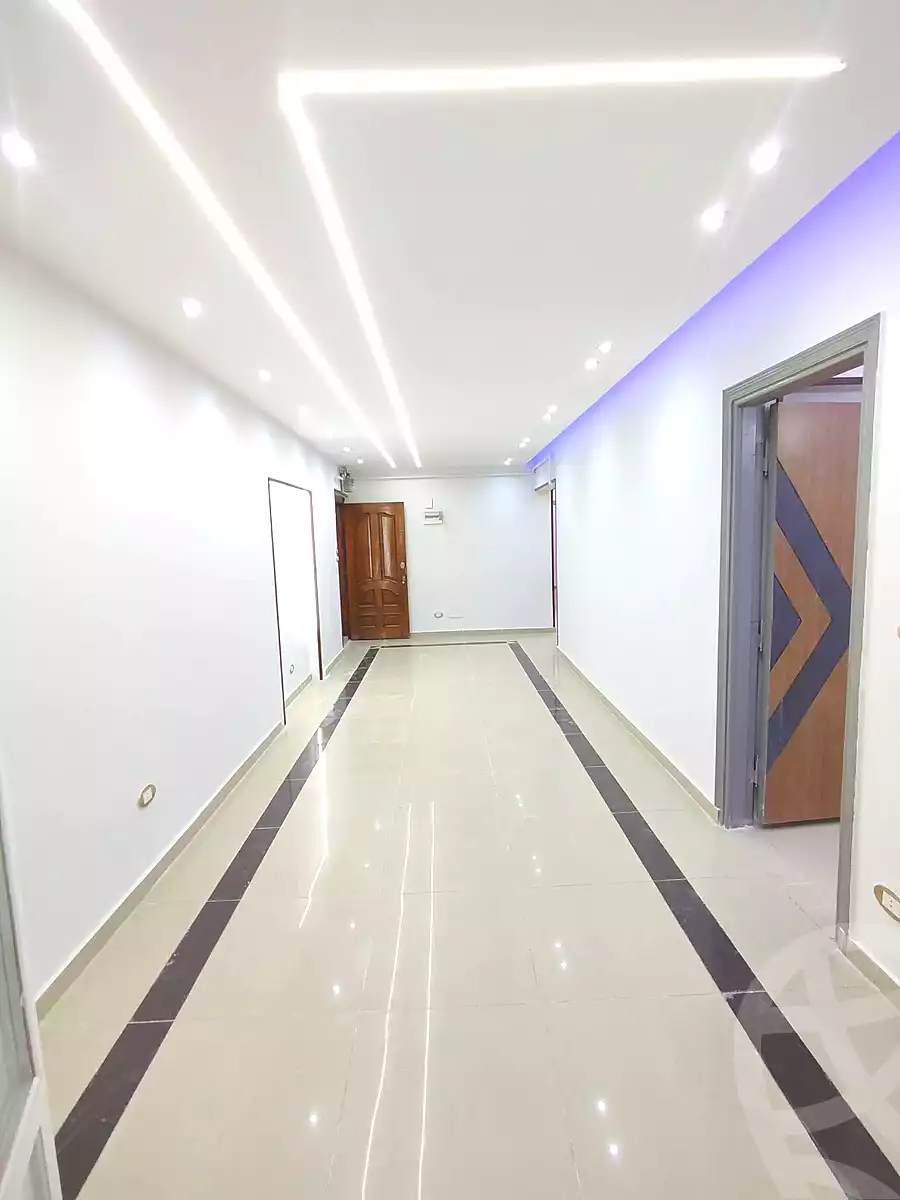 https://aqarmap.com.eg/ar/listing/7067336-for-sale-alexandria-lsywf-el-falki