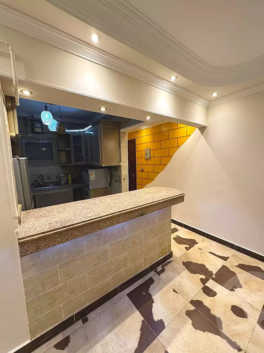 https://aqarmap.com.eg/ar/listing/7067539-for-rent-cairo-new-cairo-compounds-el-ashrafia