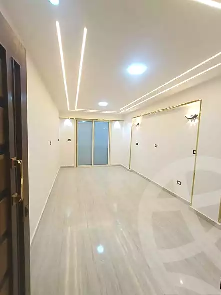 https://aqarmap.com.eg/ar/listing/7067609-for-sale-alexandria-lsywf-el-falki