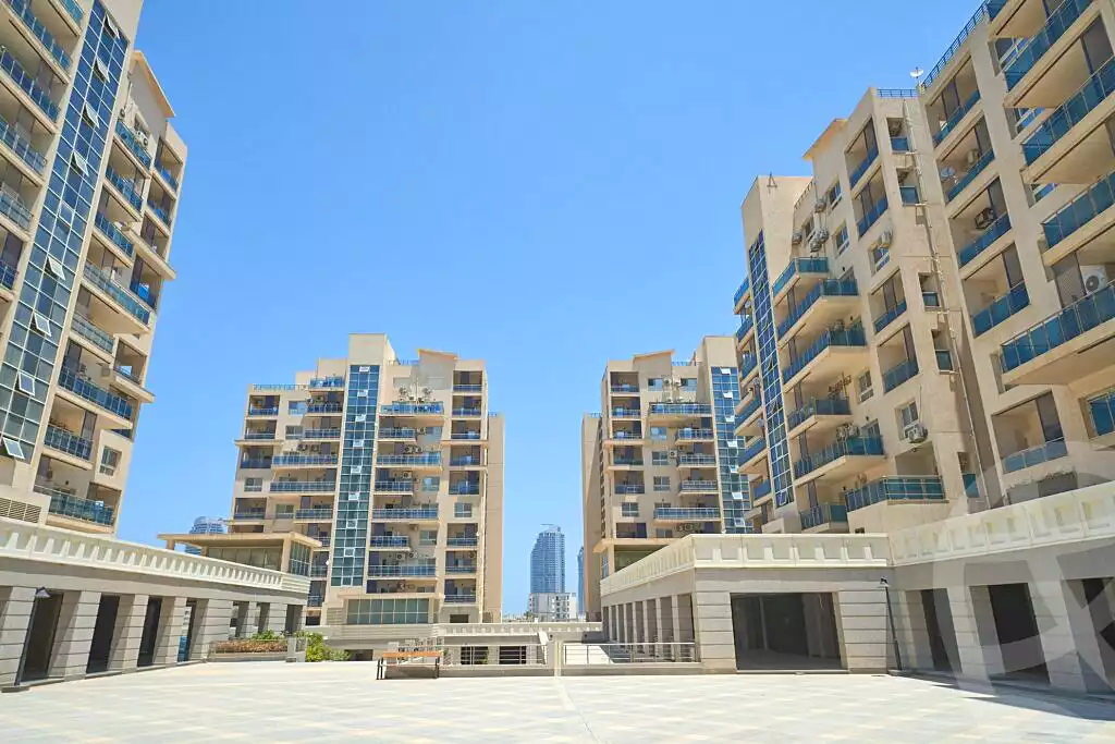 https://aqarmap.com.eg/ar/listing/7067604-for-sale-north-coast-new-alamein-mntj-t-l-lmyn-ljdyd-dwn-twn-l-lmyn-ljdyd