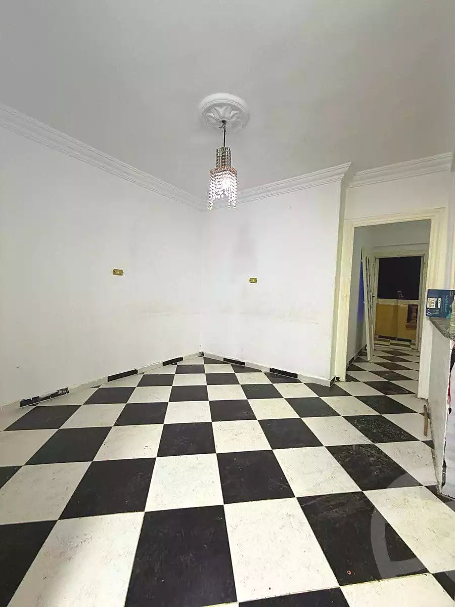 https://aqarmap.com.eg/ar/listing/7067724-for-sale-alexandria-el-asafra-shr-45