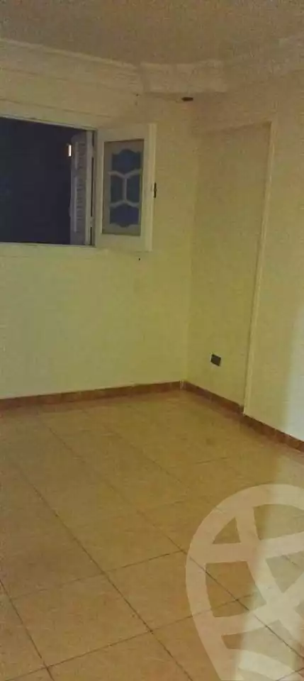 https://aqarmap.com.eg/en/listing/7067893-for-rent-alexandria-ganaklis-shr-mrtdy-bsh