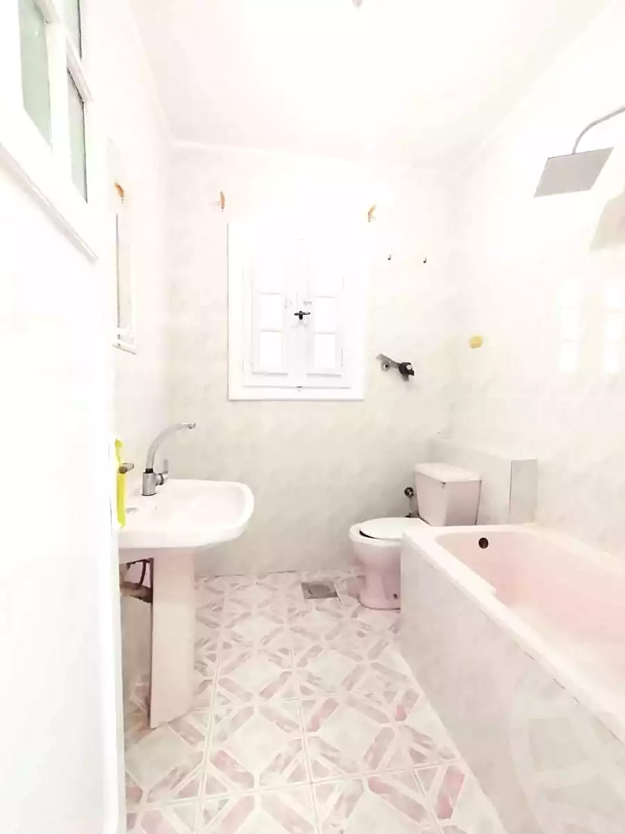 https://aqarmap.com.eg/en/listing/7067960-for-sale-alexandria-al-agamy-shataa-el-nakheel-no-8-st