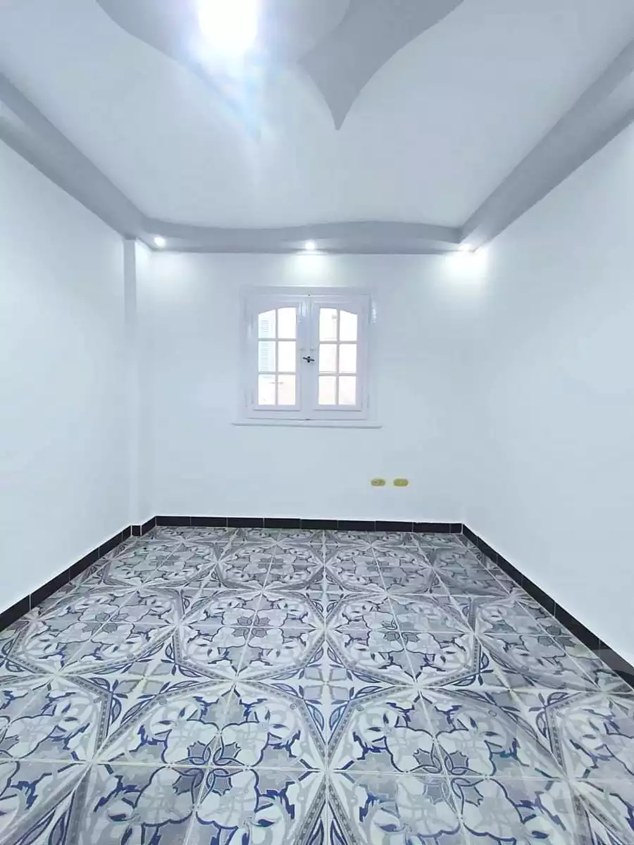 https://aqarmap.com.eg/en/listing/7067960-for-sale-alexandria-al-agamy-shataa-el-nakheel-no-8-st