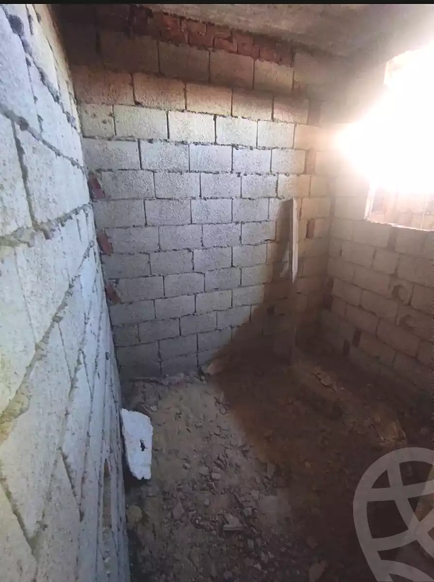 https://aqarmap.com.eg/en/listing/7068077-for-sale-alexandria-sydy-bshr-sydy-bshr-qbly