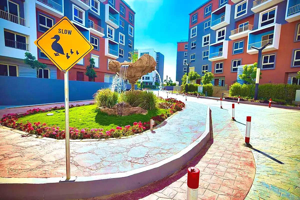 https://aqarmap.com.eg/ar/listing/7068166-for-sale-cairo-new-cairo-compounds-mwrd-fq-llttwyr