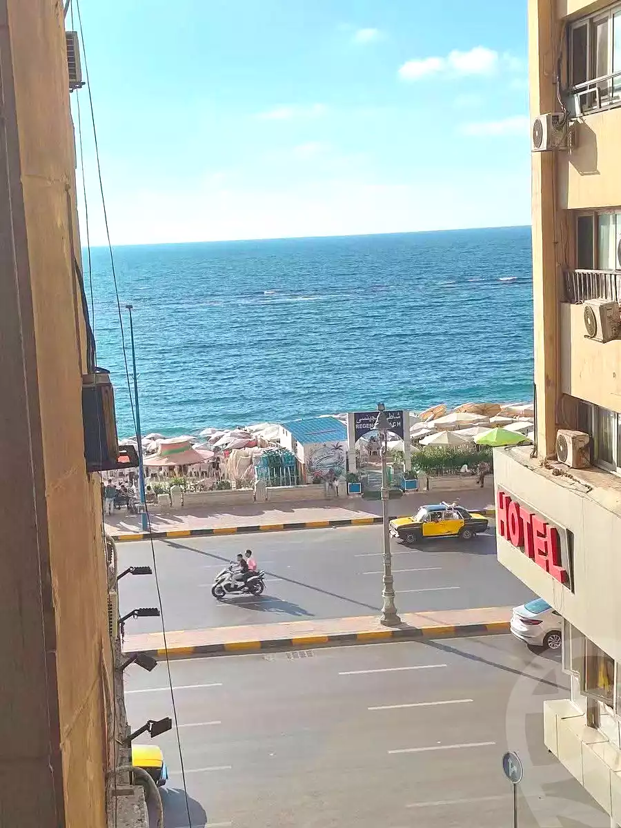 https://aqarmap.com.eg/ar/listing/7068212-for-sale-alexandria-el-asafra-l-sfr-bhry