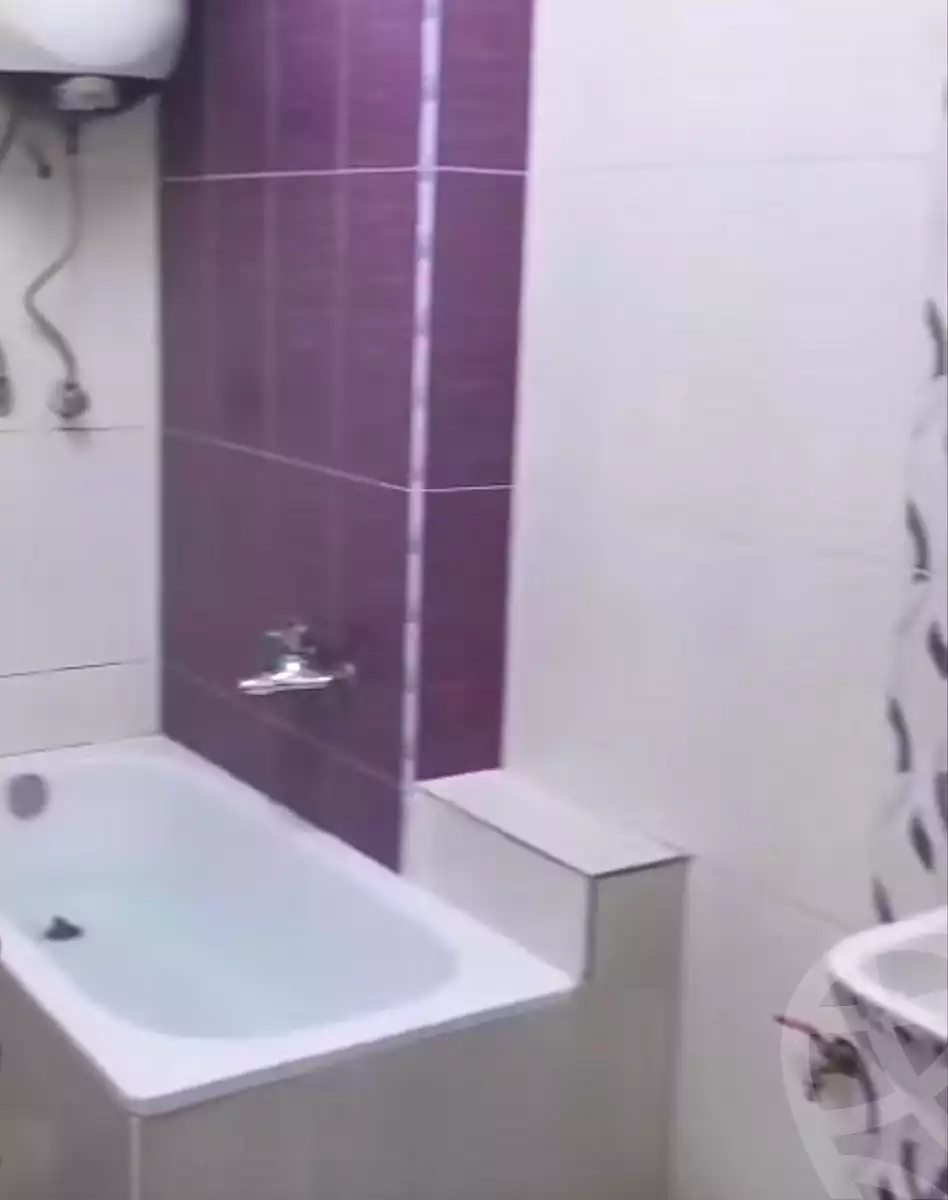https://aqarmap.com.eg/ar/listing/7068218-for-sale-cairo-ain-shams-ain-shams-el-sharkia-el-eshrein-stt