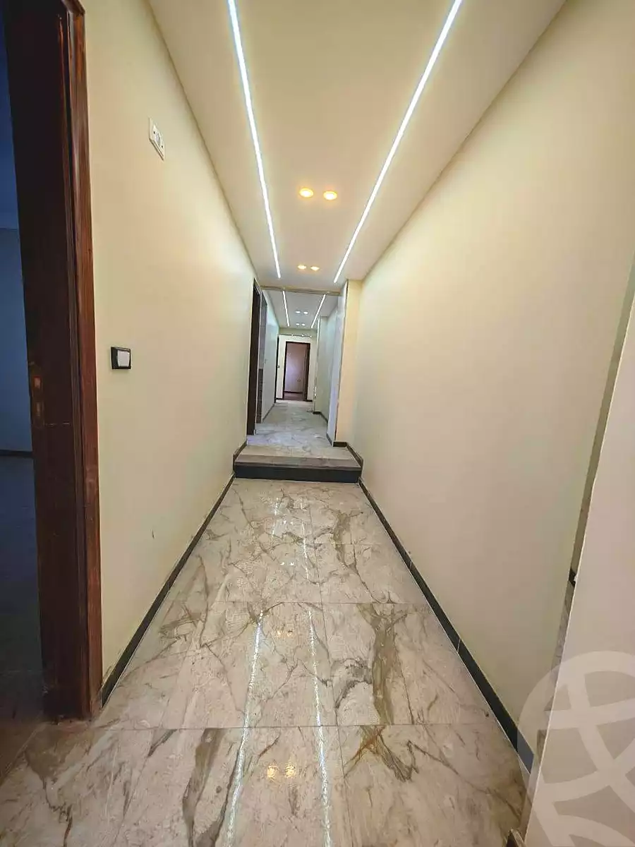 https://aqarmap.com.eg/ar/listing/7068235-for-sale-cairo-helwan-mnshy-yn-hlwn-rael-st