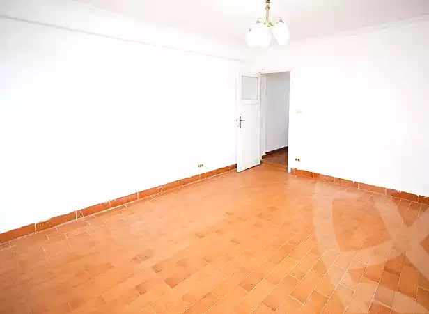 https://aqarmap.com.eg/ar/listing/7068456-for-sale-alexandria-moharram-bey