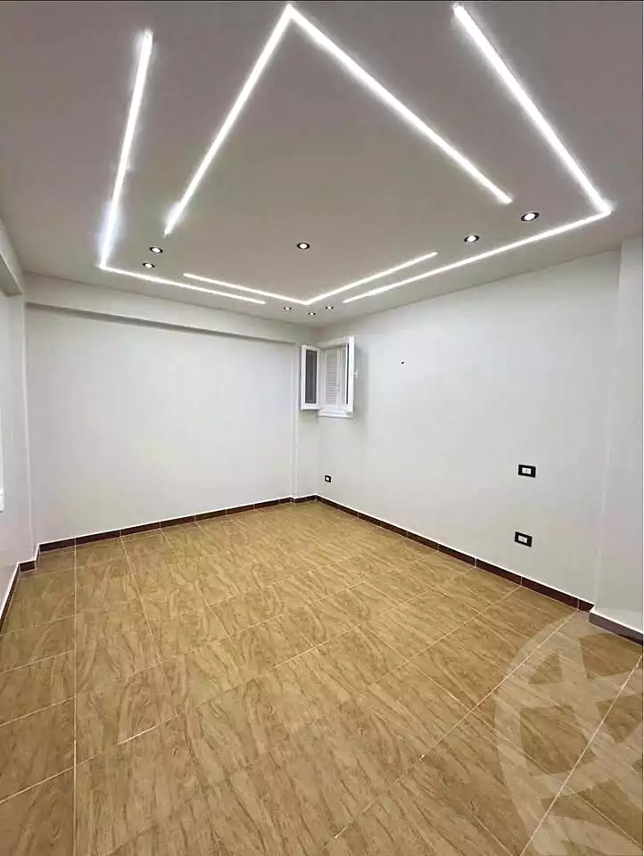 https://aqarmap.com.eg/ar/listing/7068586-for-sale-alexandria-el-asafra-l-sfr-bhry